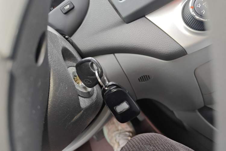 Used Hyundai Celesta 2010 1.6L AT GL Vehicle Key