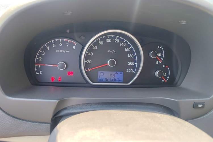 Used Hyundai Celesta 2010 1.6L AT GL Instrument Cluster