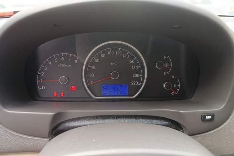 Used Hyundai Celesta 2010 1.6L AT GLS Instrument Cluster