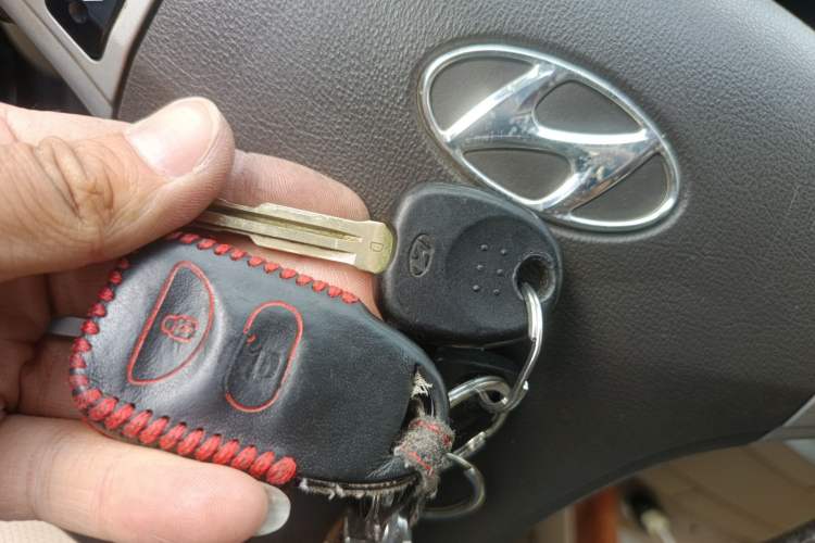 Used Hyundai Celesta 2010 1.6L AT GLS Vehicle Key