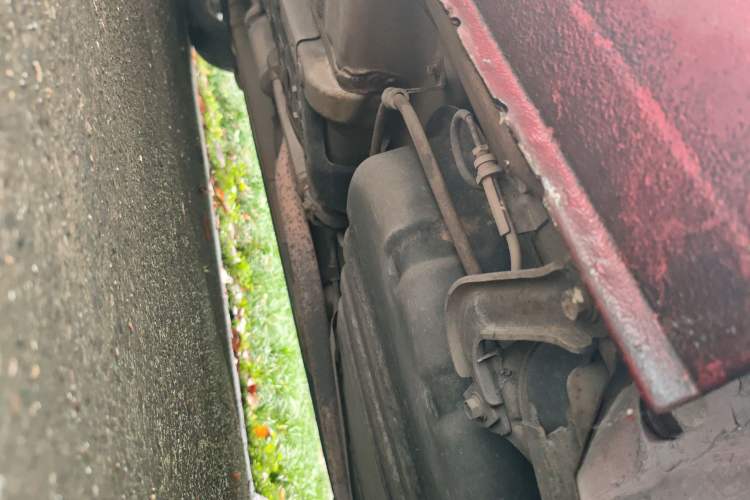 Used Hyundai Celesta 2010 1.6L AT GLS Chassis Rear Left