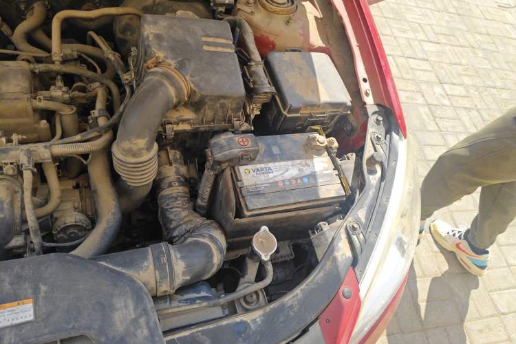 Used Hyundai Celesta 2010 1.6L MT GLS Engine Bay Left
