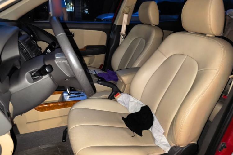 Used Hyundai Celesta 2010 1.6L AT GLS Left Front Seat