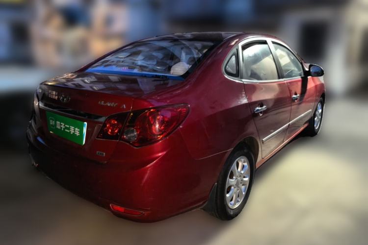 Used Hyundai Celesta 2010 1.6L AT GLS Rear Right 45 Deg