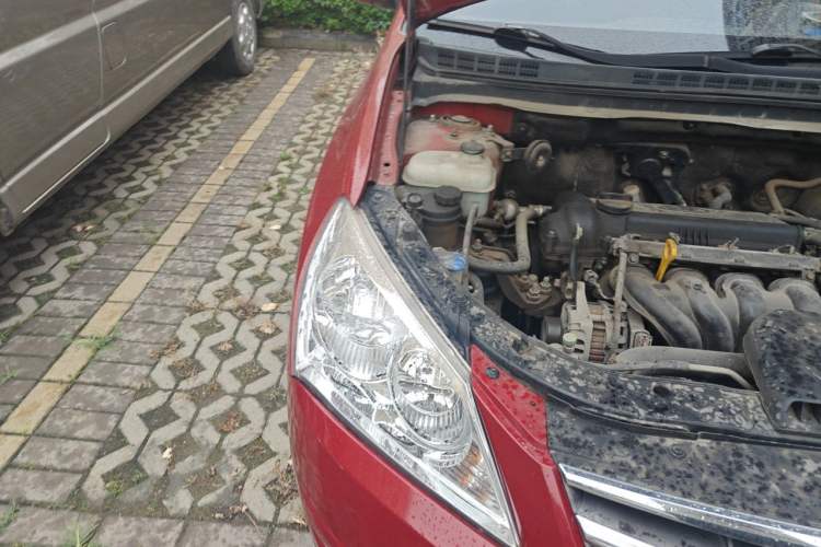 Used Hyundai Celesta 2010 1.6L AT GL Right Front Headlight