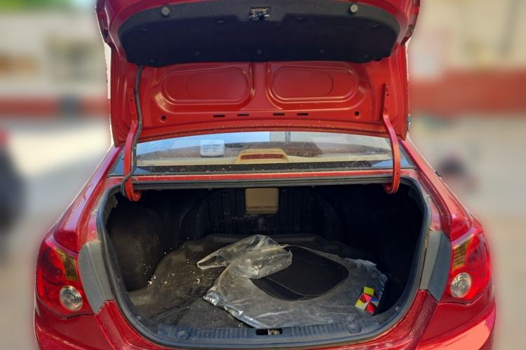 Used Hyundai Celesta 2010 1.6L MT GLS Trunk