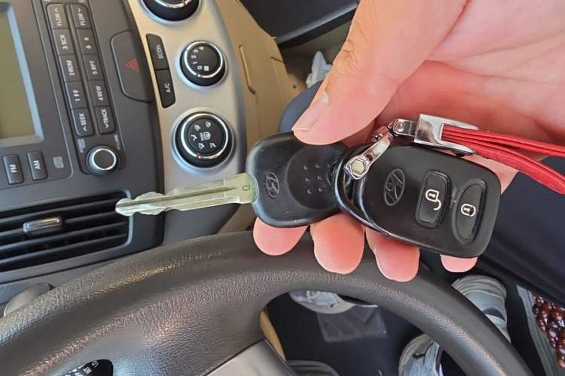 Used Hyundai Celesta 2010 1.6L MT GLS Vehicle Key