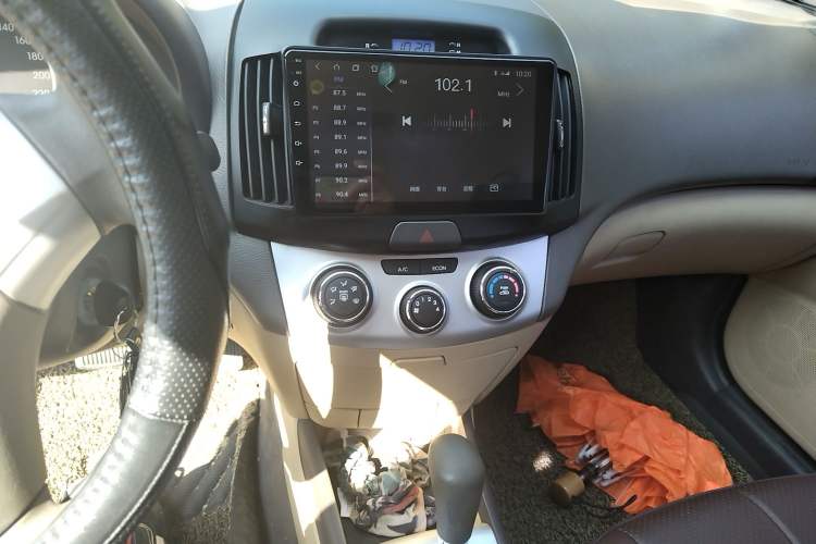 Used Hyundai Celesta 2010 1.6L AT GL Audio And AC Panel