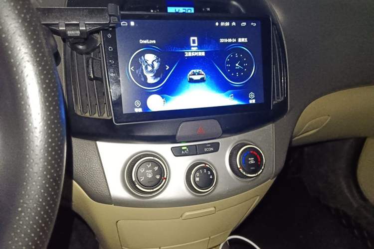 Used Hyundai Celesta 2010 1.6L MT GLS Audio And AC Panel
