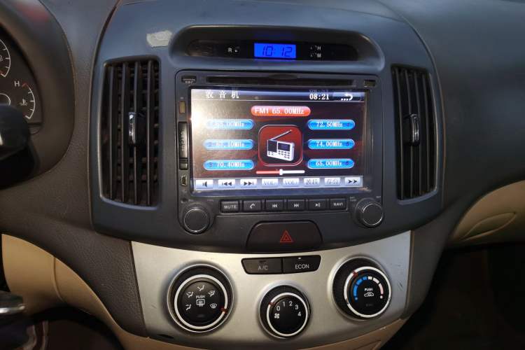 Used Hyundai Celesta 2010 1.6L MT GLS Audio And AC Panel