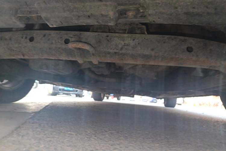 Used Hyundai Celesta 2010 1.6L MT GLS Chassis Front