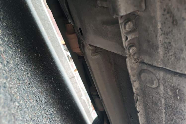 Used Hyundai Celesta 2010 1.6L AT GLS Chassis Front Left