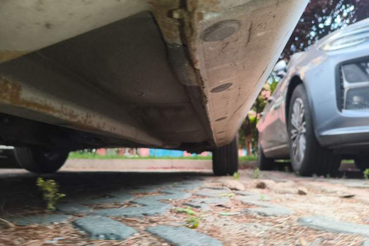 Used Hyundai Celesta 2010 1.6L AT GLS Chassis Front Left
