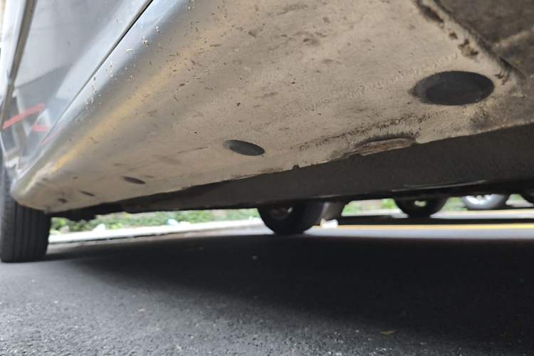 Used Hyundai Celesta 2010 1.6L MT GL Chassis Front Right