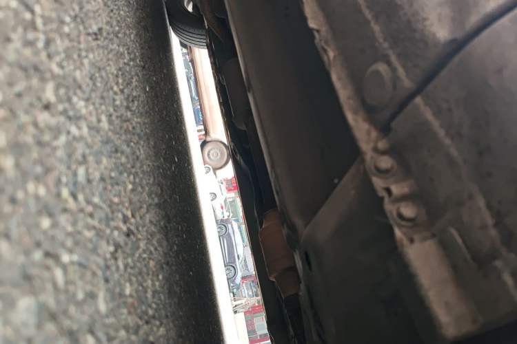 Used Hyundai Celesta 2010 1.6L AT GLS Chassis Front Right