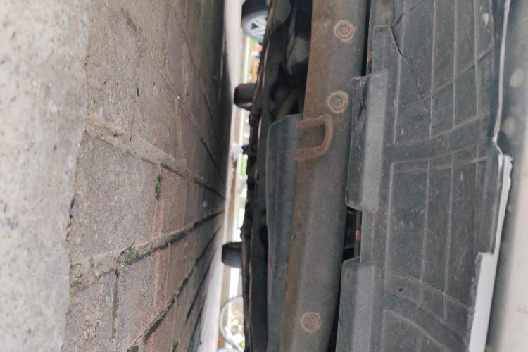 Used Hyundai Celesta 2010 1.6L MT GLS Chassis Front