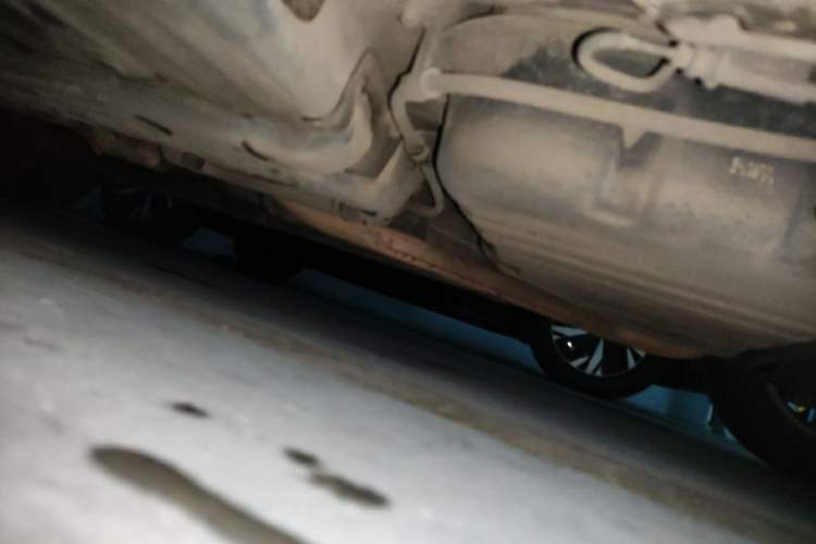 Used Hyundai Celesta 2010 1.6L AT GLS Chassis Rear Left