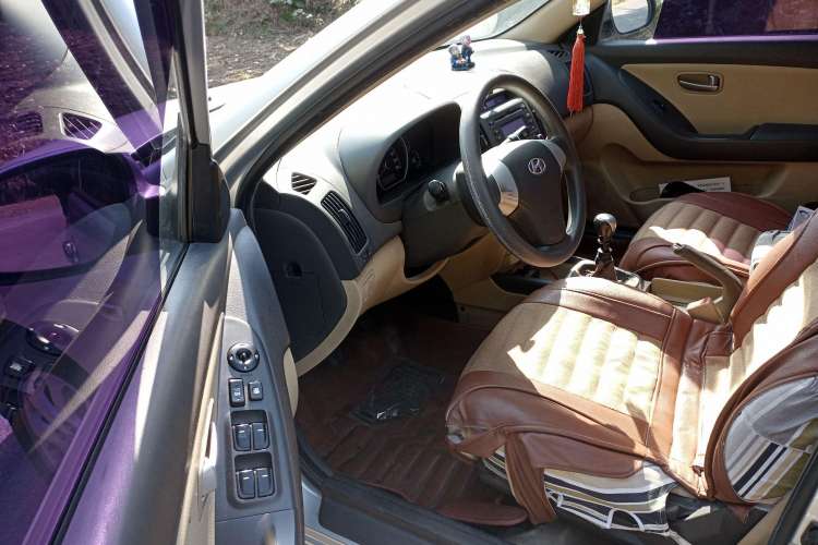 Used Hyundai Celesta 2010 1.6L MT GL Driver Seat