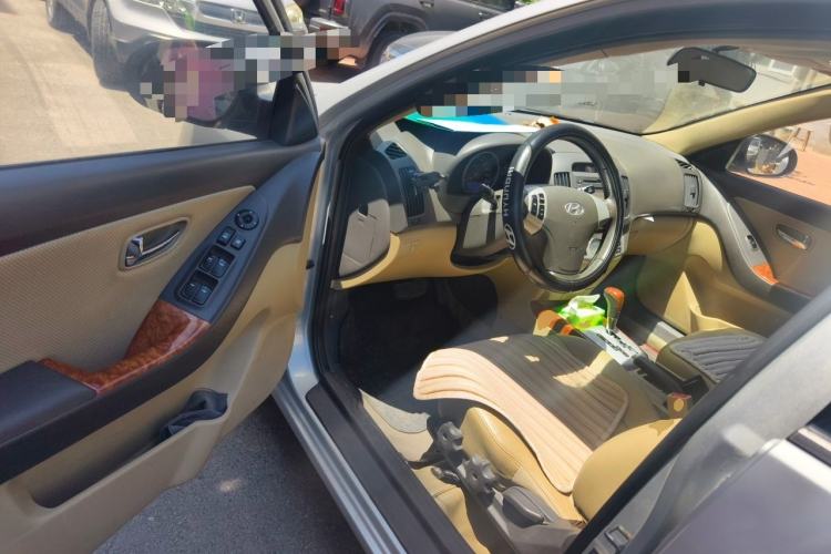 Used Hyundai Celesta 2010 1.6L AT GLS Driver Seat