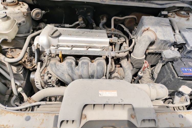 Used Hyundai Celesta 2010 1.6L AT GLS Engine Bay