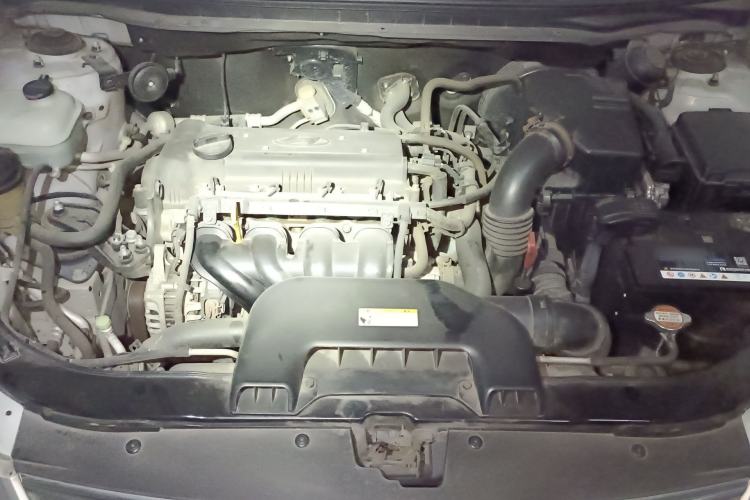Used Hyundai Celesta 2010 1.6L AT GLS Engine Bay
