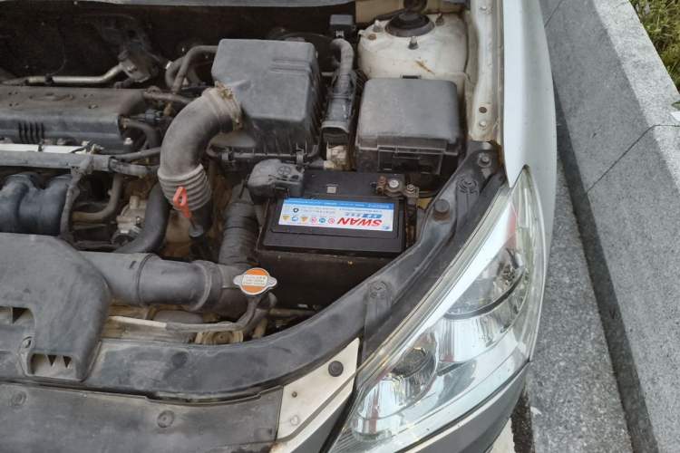 Used Hyundai Celesta 2010 1.6L AT GL Engine Bay Left