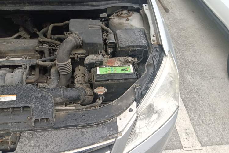 Used Hyundai Celesta 2010 1.6L MT GL Engine Bay Left