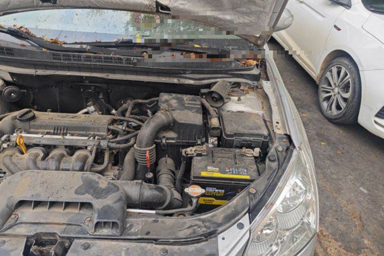 Used Hyundai Celesta 2010 1.6L AT GLS Engine Bay Left