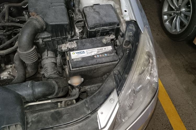 Used Hyundai Celesta 2010 1.6L MT GLS Engine Bay Left