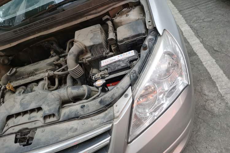 Used Hyundai Celesta 2010 1.6L MT GLS Engine Bay Left