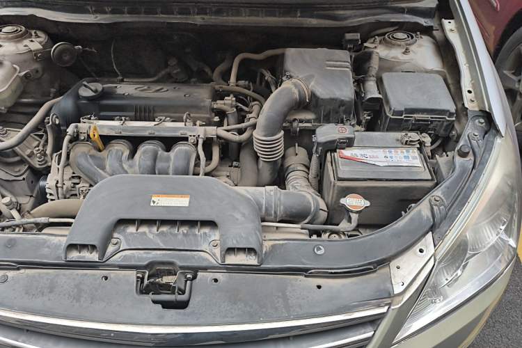 Used Hyundai Celesta 2010 1.6L MT GL Engine Bay Left