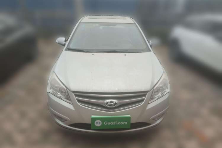Used Hyundai Celesta 2010 1.6L AT GLS Front
