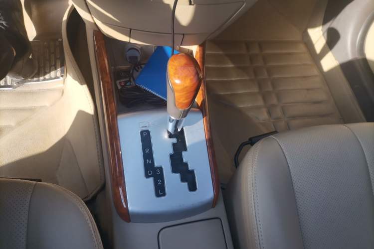 Used Hyundai Celesta 2010 1.6L AT GLS Gear Lever
