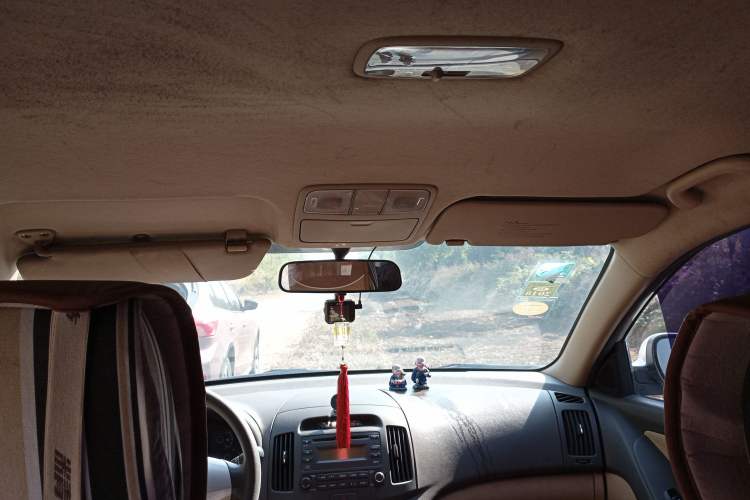 Used Hyundai Celesta 2010 1.6L MT GL Headliner