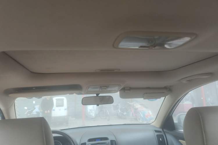 Used Hyundai Celesta 2010 1.6L AT GLS Headliner