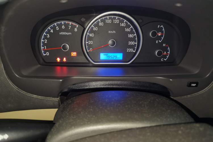Used Hyundai Celesta 2010 1.6L MT GL Instrument Cluster