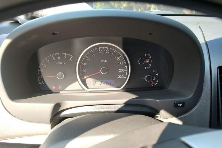 Used Hyundai Celesta 2010 1.6L AT GL Instrument Cluster