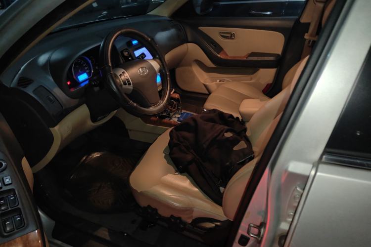 Used Hyundai Celesta 2010 1.6L AT GLS Left Front Seat