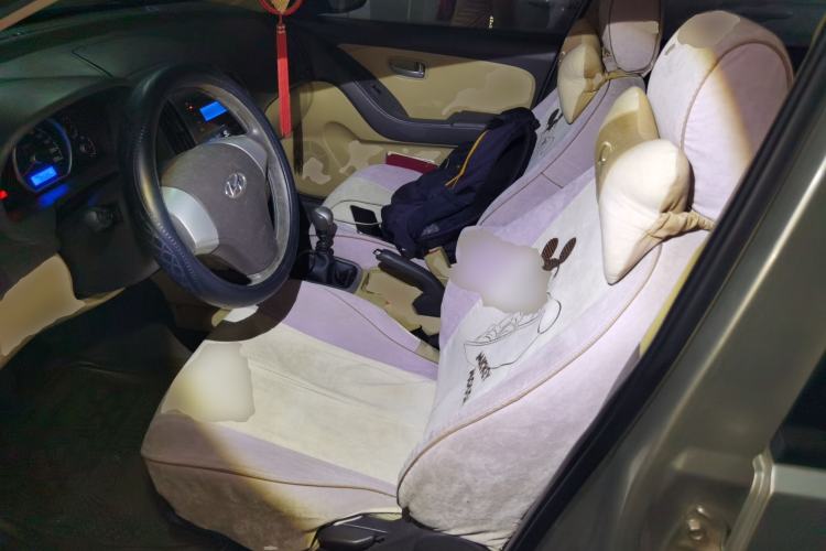 Used Hyundai Celesta 2010 1.6L MT GL Left Front Seat