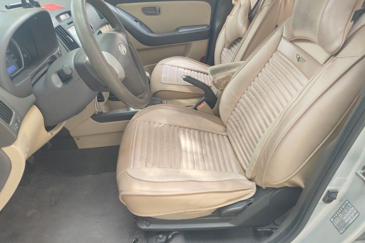 Used Hyundai Celesta 2010 1.6L MT GL Left Front Seat