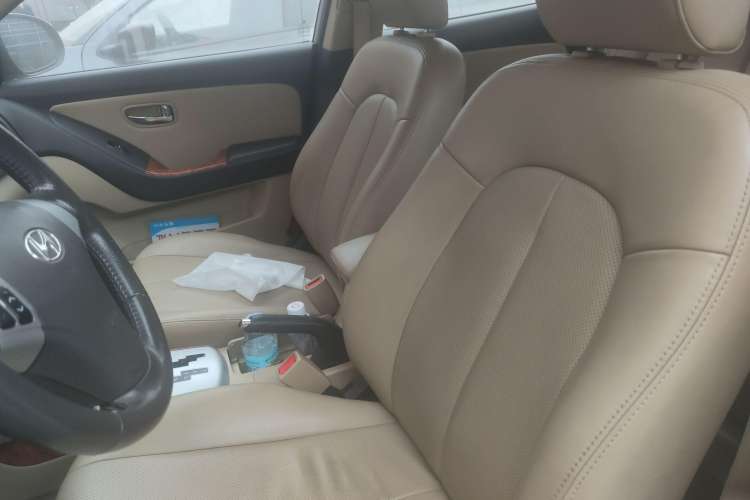 Used Hyundai Celesta 2010 1.6L AT GLS Left Front Seat
