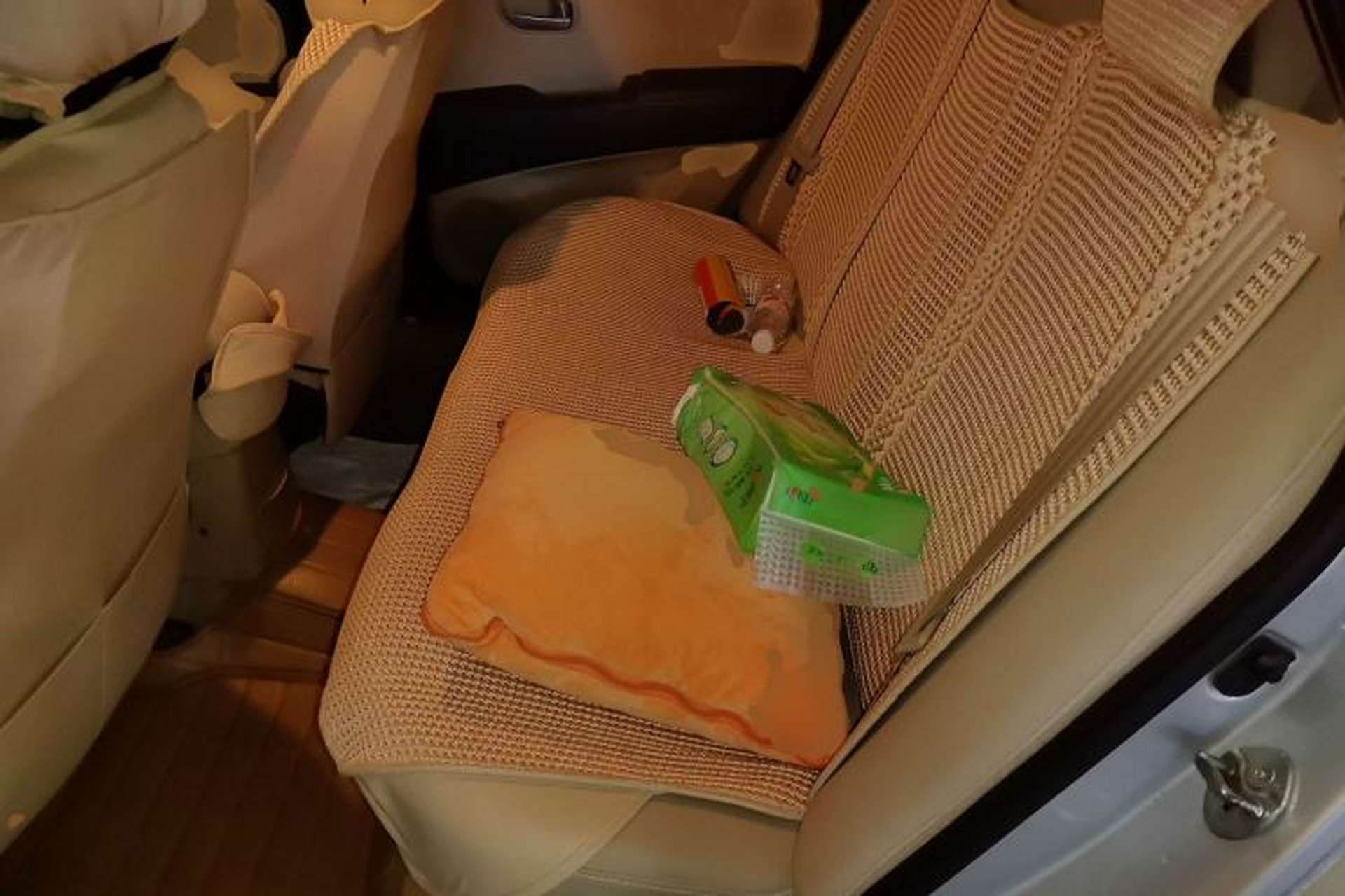 Used Hyundai Celesta 2010 1.6L AT GL Left Rear Seat