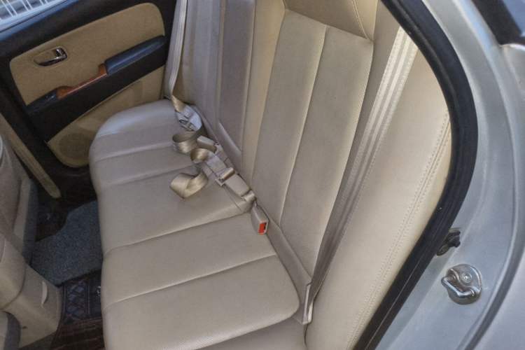 Used Hyundai Celesta 2010 1.6L AT GL Left Rear Seat