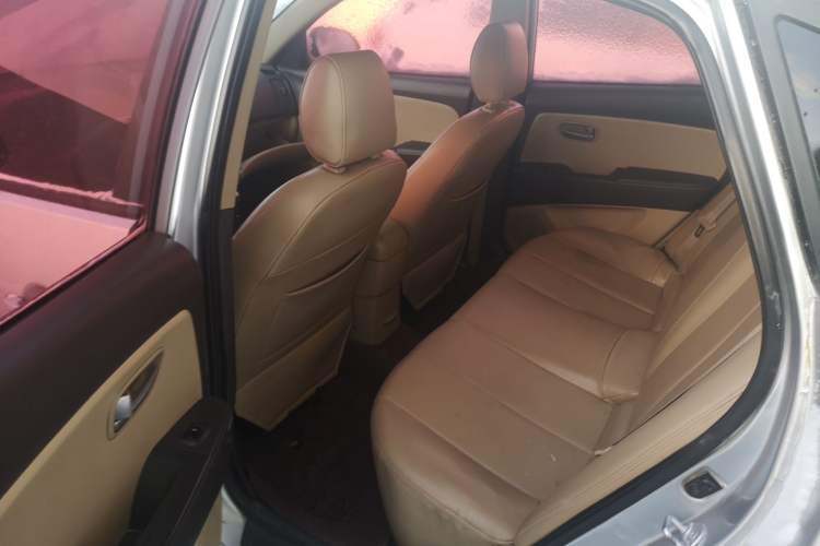Used Hyundai Celesta 2010 1.6L MT GL Left Rear Seat
