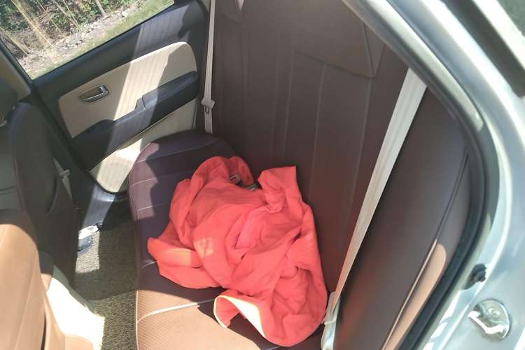 Used Hyundai Celesta 2010 1.6L AT GL Left Rear Seat