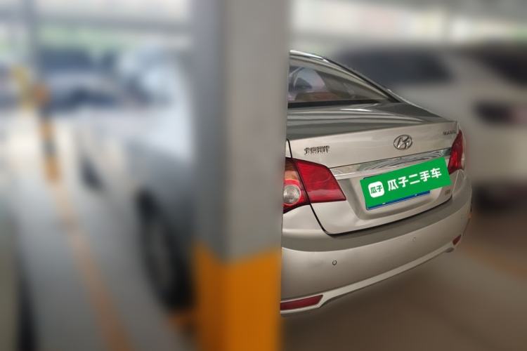 Used Hyundai Celesta 2010 1.6L AT GLS Rear Left 45 Deg