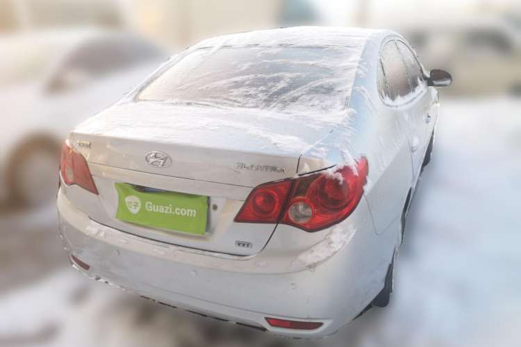 Used Hyundai Celesta 2010 1.6L MT GL Rear Right 45 Deg