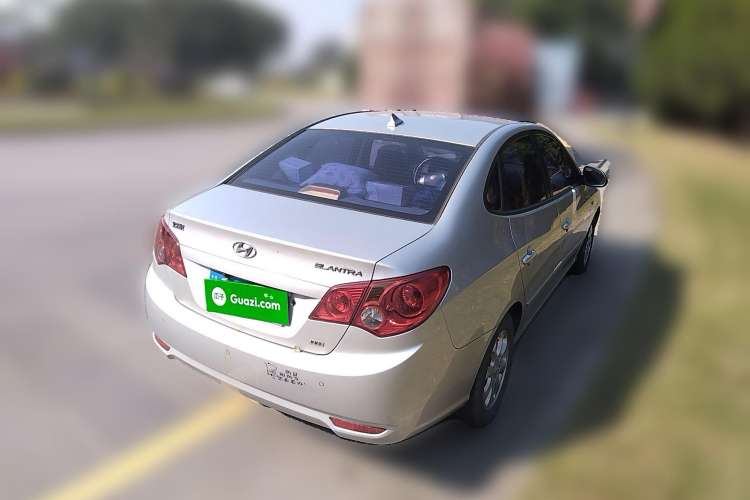 Used Hyundai Celesta 2010 1.6L AT GL Rear Right 45 Deg