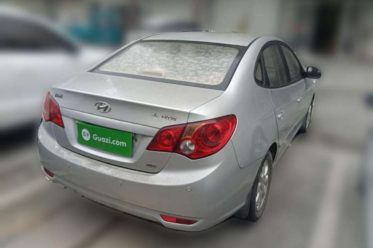 Used Hyundai Celesta 2010 1.6L MT GL Rear Right 45 Deg