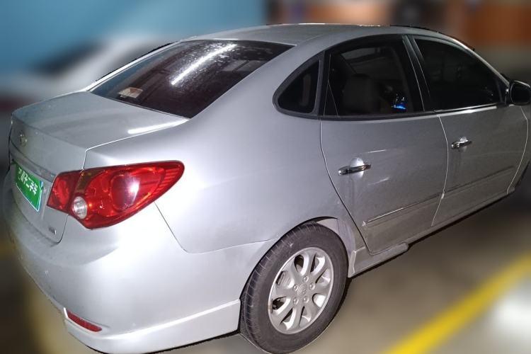 Used Hyundai Celesta 2010 1.6L MT GLS Rear Right 45 Deg